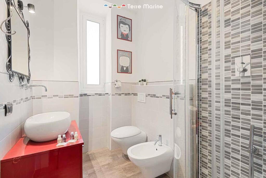 Graffiti House, Terre Marine Apartment Специя Екстериор снимка