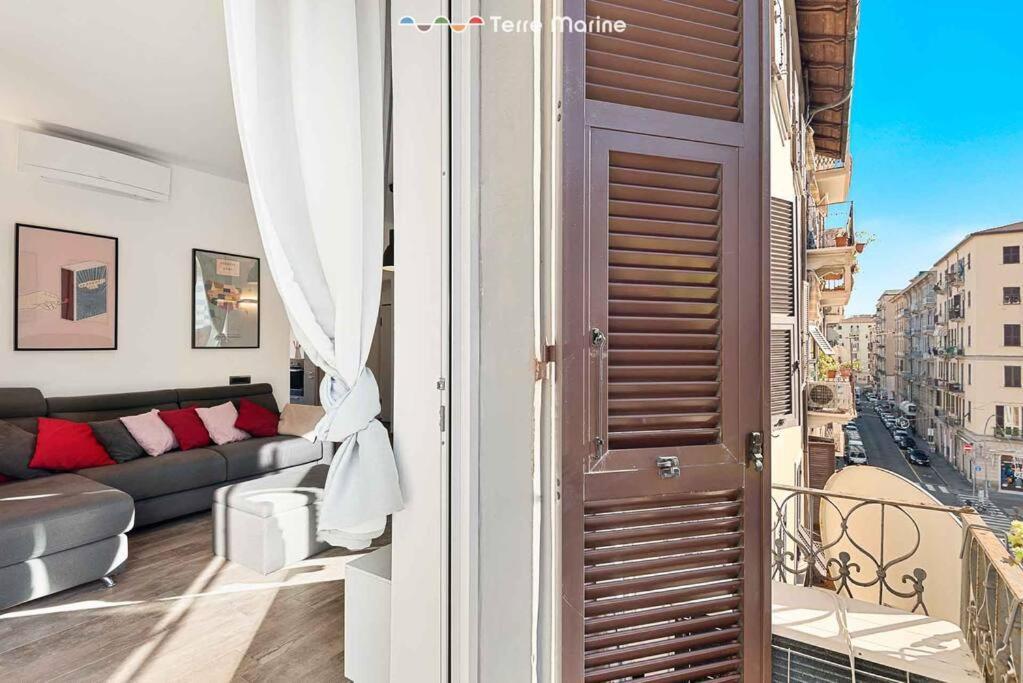 Graffiti House, Terre Marine Apartment Специя Екстериор снимка